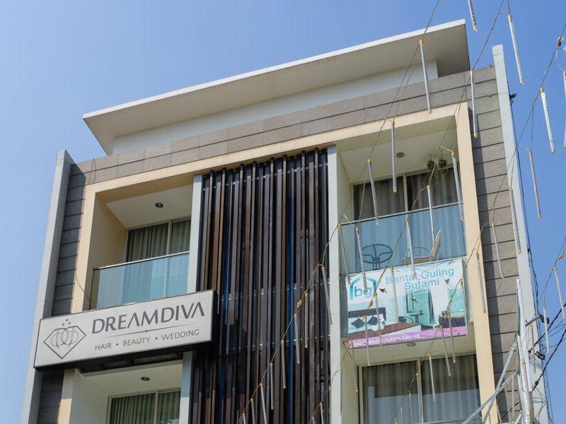 Reddoorz Near Setrasari Mall 4 Bandung Zewnętrze zdjęcie